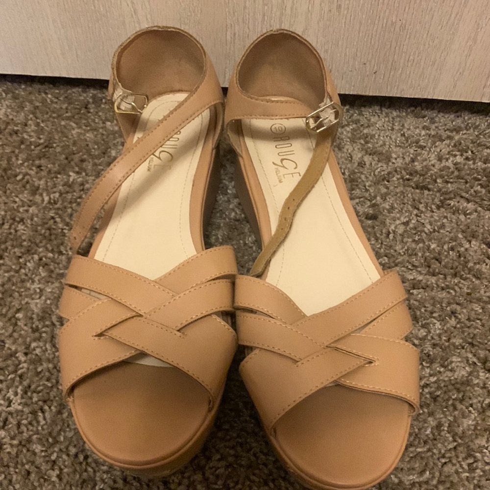 Dress up sandals